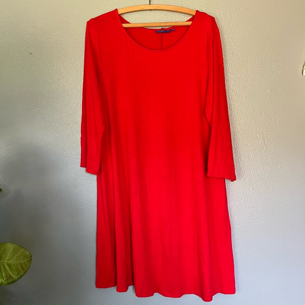 Elegant Red Dress